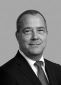 Bernhard H. Forster, Swiss national, Obfelden (1, 3) <br> Born September 14, 1965